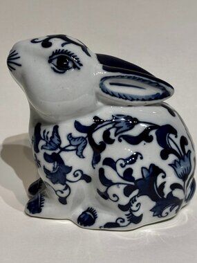Hand Painted Blue and White Floral Chinoiserie Porcelain Rabbit Figurine 4.5"